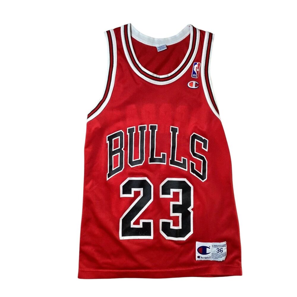 Vintage Champion Michael Jordan #23 Chicago Bulls Jersey Red Size 36 Small NBA